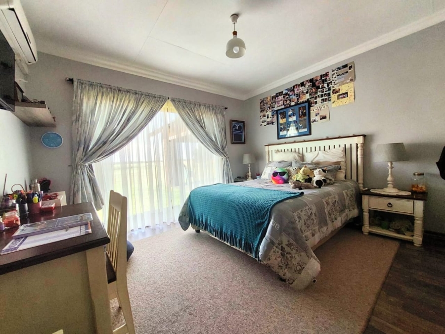 3 Bedroom Property for Sale in Grimbeeck Park North West